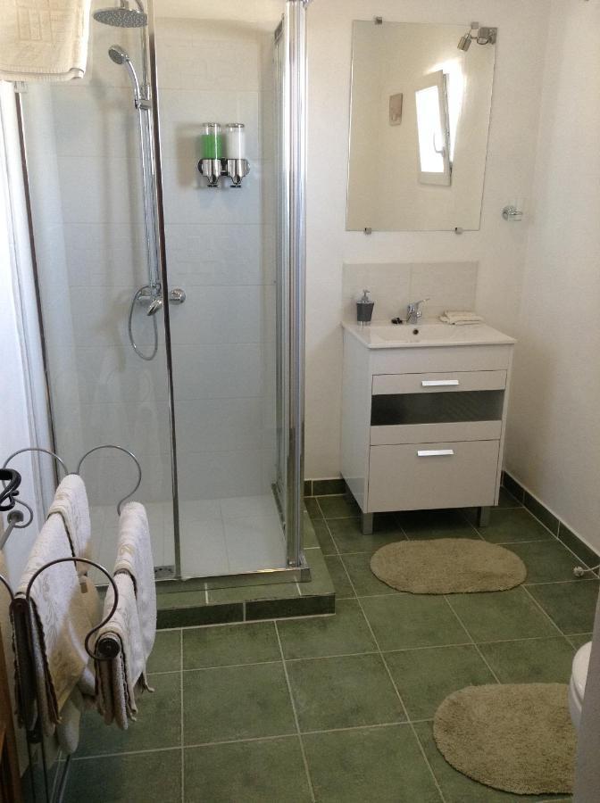 Kayenne Holiday Rentals อิซนาฮาร์ ภายนอก รูปภาพ